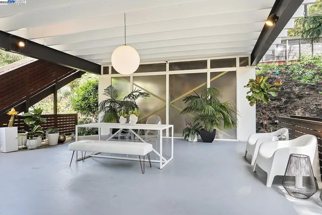 $8,250 | 6624 Saroni Drive, Oakland, CA 94611