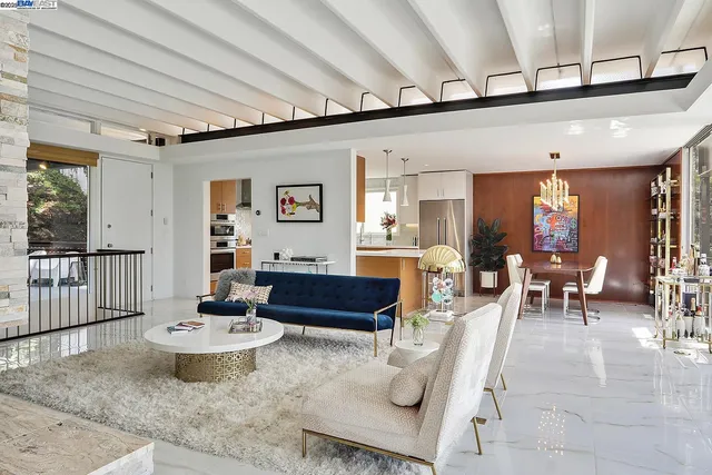 $8,250 | 6624 Saroni Drive, Oakland, CA 94611