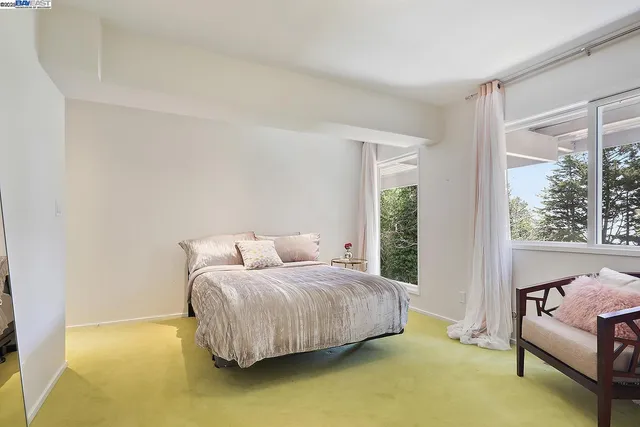 $8,250 | 6624 Saroni Drive, Oakland, CA 94611