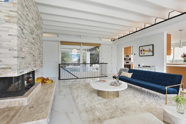 $8,250 | 6624 Saroni Drive, Oakland, CA 94611