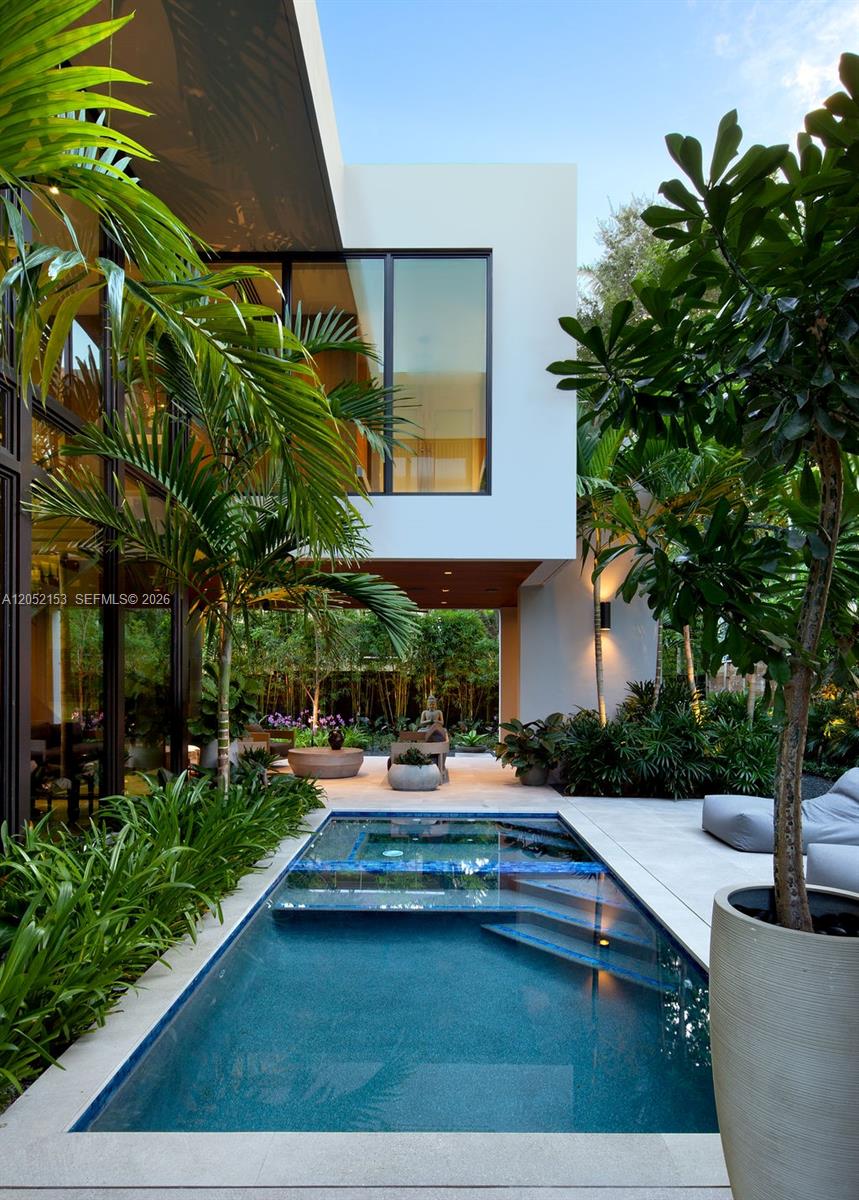 3910 Battersea Road Miami, FL 33133 - Photo 33 of 41