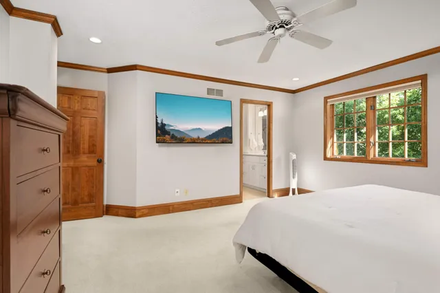 $895,000 | 4902 Beacon Hill Road, Minnetonka, MN 55345