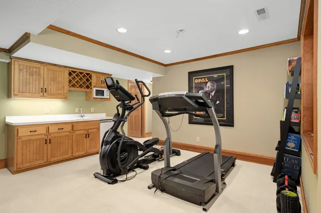 $895,000 | 4902 Beacon Hill Road, Minnetonka, MN 55345