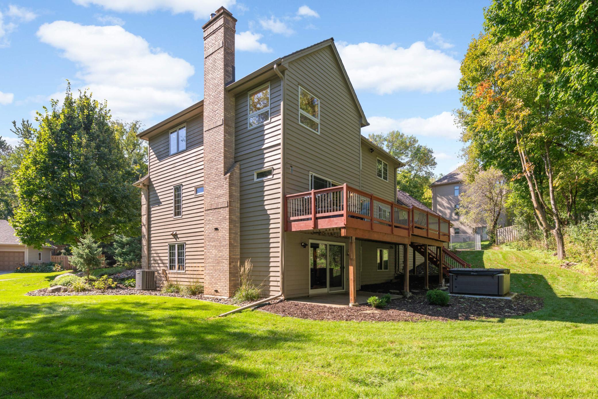4902 Beacon Hill Road Minnetonka, MN 55345 - Photo 43 of 49 Gallery Image 43