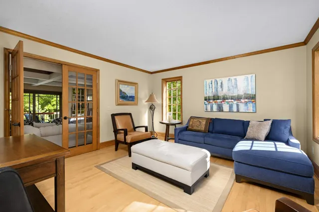 $895,000 | 4902 Beacon Hill Road, Minnetonka, MN 55345