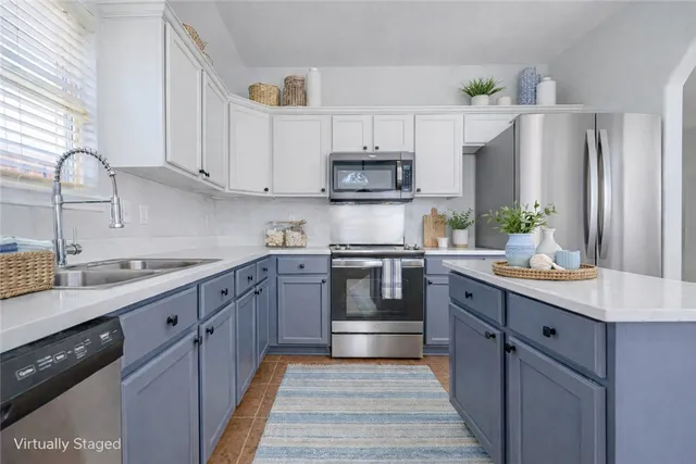 $375,000 | 119 Georgian Oaks, Rockport, TX 78382