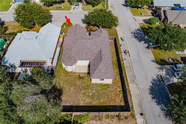 $375,000 | 119 Georgian Oaks, Rockport, TX 78382