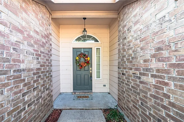 $375,000 | 119 Georgian Oaks, Rockport, TX 78382