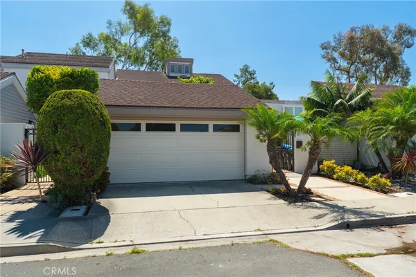 $1,585,000 | 11 Redwood Tree Lane, Irvine, CA 92612