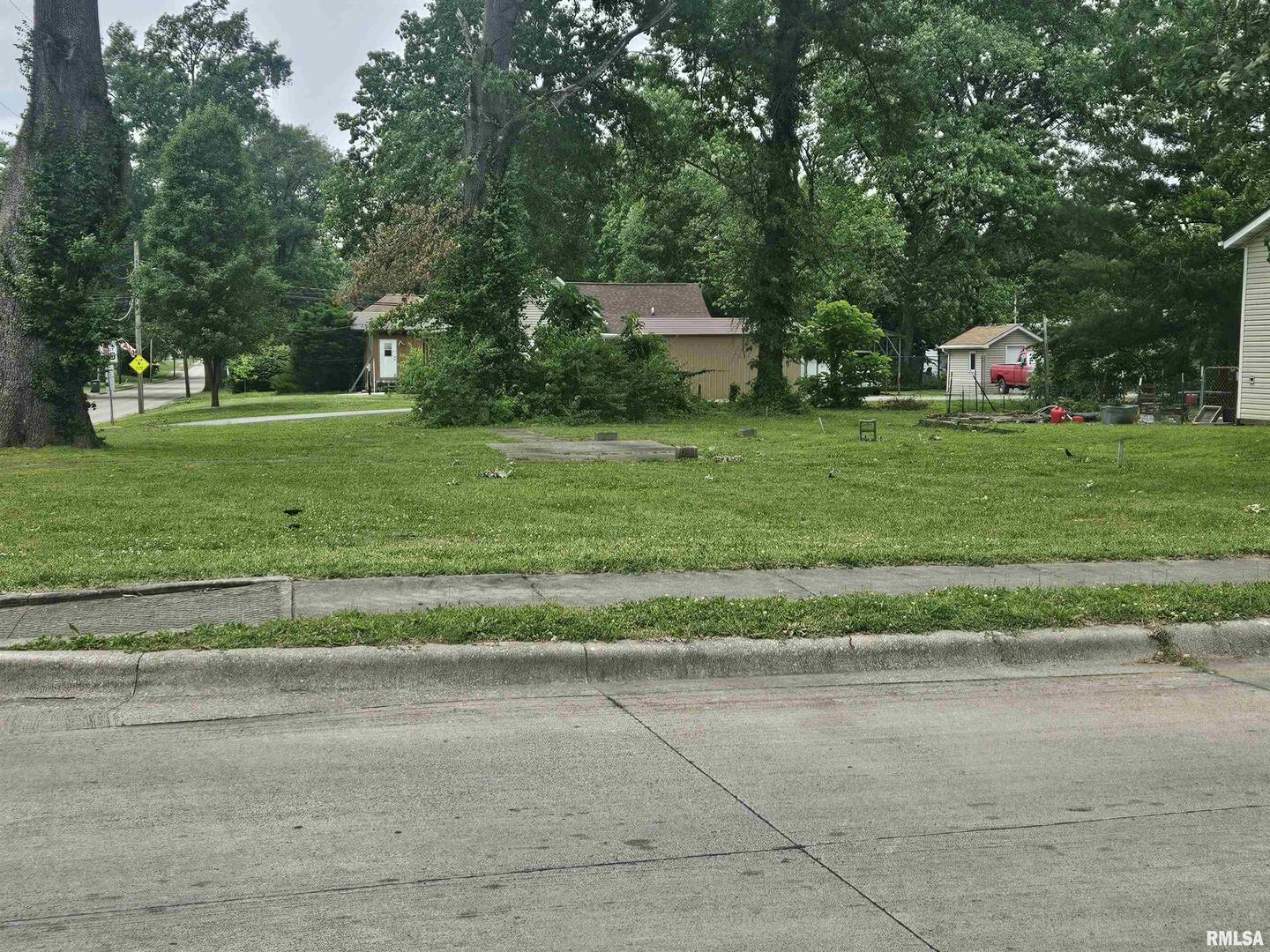 0 South Du Quoin Street, Unit PO BO Benton, IL 62812 - Photo 1 of 8