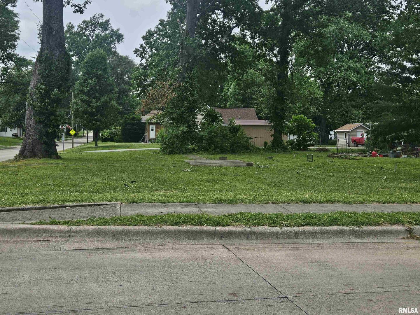 0 South Du Quoin Street, Unit PO BO Benton, IL 62812 - Photo 5 of 8