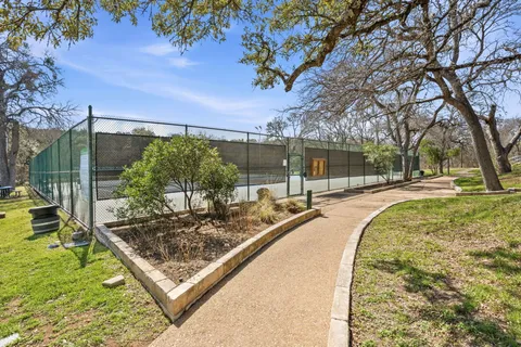 $724,900 | 5000 Mission Oaks Boulevard, Unit 30, Austin, TX 78735
