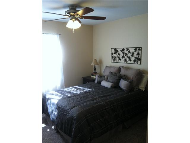 14562 Springvale Street Poway, CA 92064 - Photo 8 of 14 Nice guest bedroom