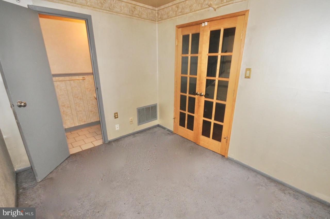 309 Timber Creek Road Lindenwold, NJ 08021 - Photo 17 of 43