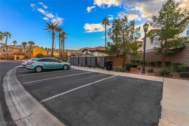 $2,265 | 84 Sertata Court, Henderson, NV 89074