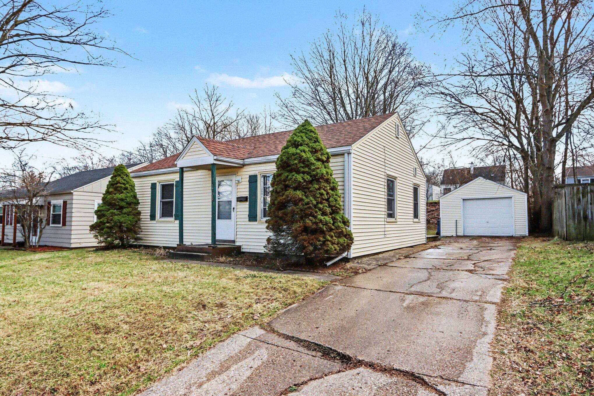 1706 Miller Road Kalamazoo, MI 49001 - Photo 15 of 17 003_file_3496