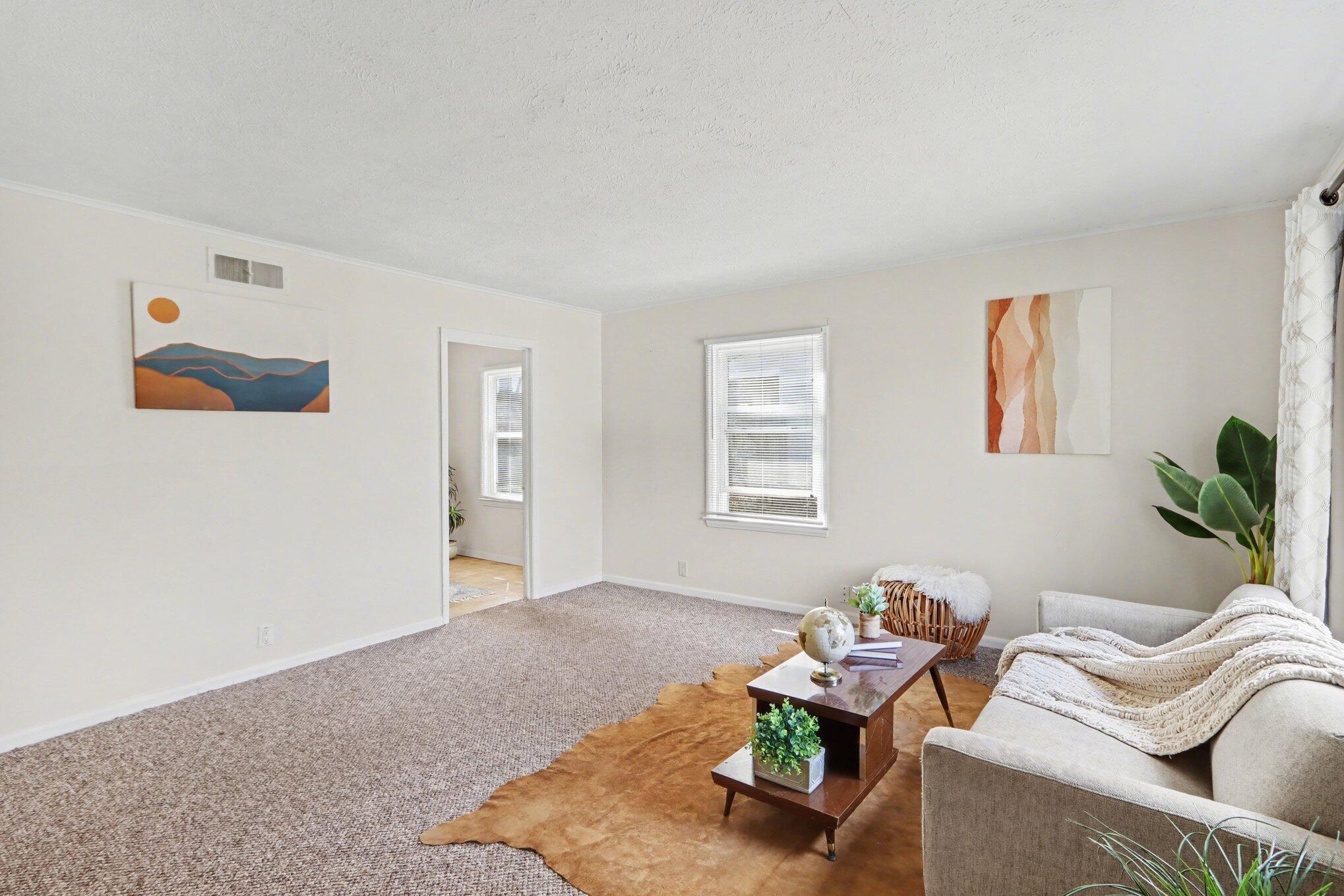 1706 Miller Road Kalamazoo, MI 49001 - Photo 3 of 17 005_file_6965