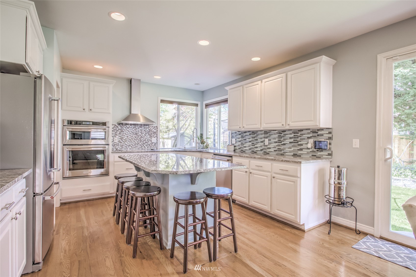 20110 27th Avenue Southeast Bothell, WA 98012 - Photo 11 of 35 Gallery Image 11
