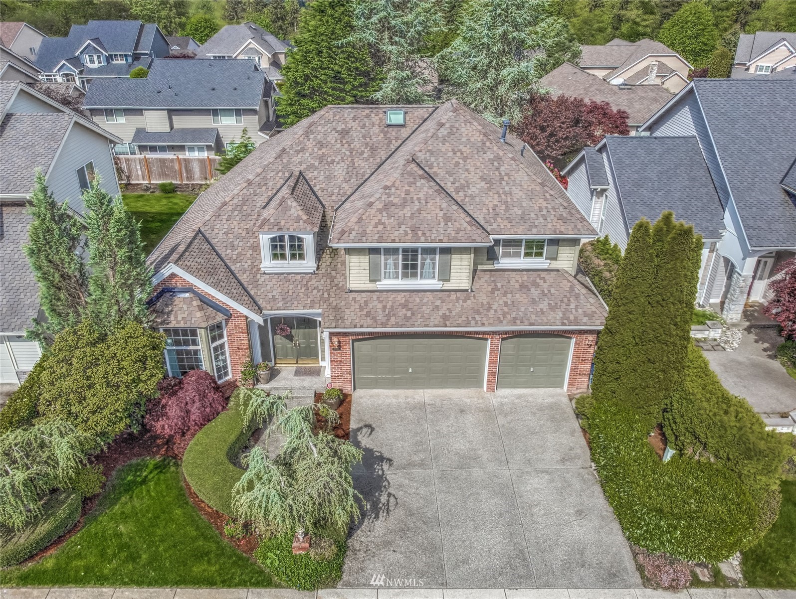 20110 27th Avenue Southeast Bothell, WA 98012 - Photo 2 of 35 Gallery Image 2
