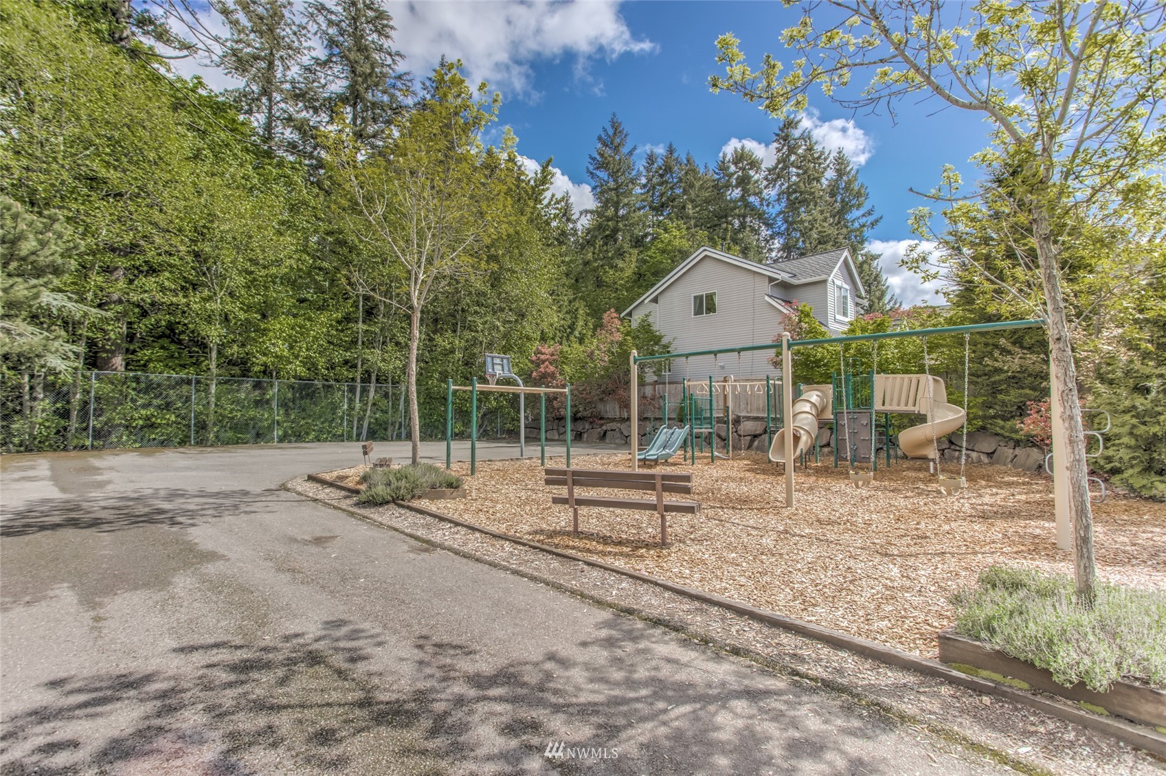 20110 27th Avenue Southeast Bothell, WA 98012 - Photo 32 of 35 Gallery Image 32