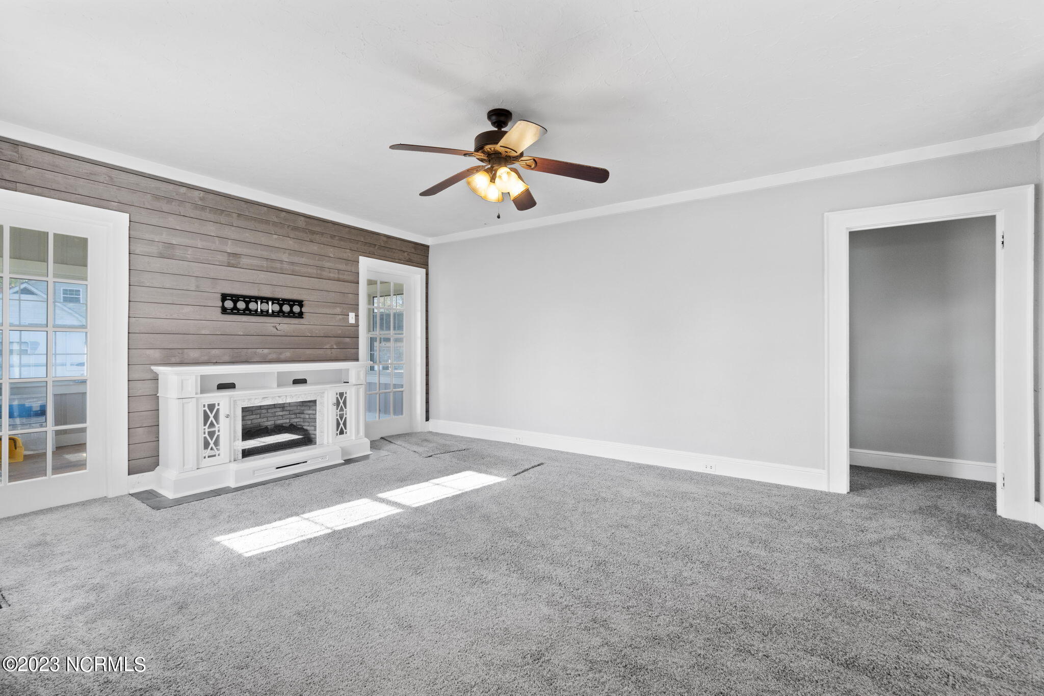 1687 Morgans Corner Road Elizabeth City, NC 27909 - Photo 5 of 27 5-web-or-mls-DSC04566
