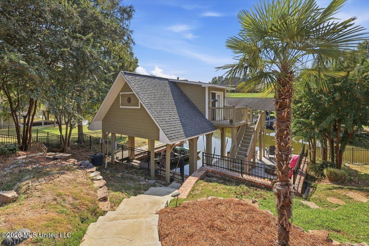 110 Lake Ridge Drive Madison, MS 39110 - Photo 60 of 70 60-110 Lake Ridge Dr _ Hometoursms.com
