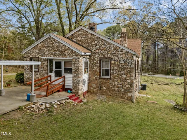 $300,000 | 1823 East Geer Street, Durham, NC 27704