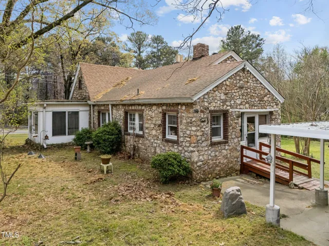 $300,000 | 1823 East Geer Street, Durham, NC 27704