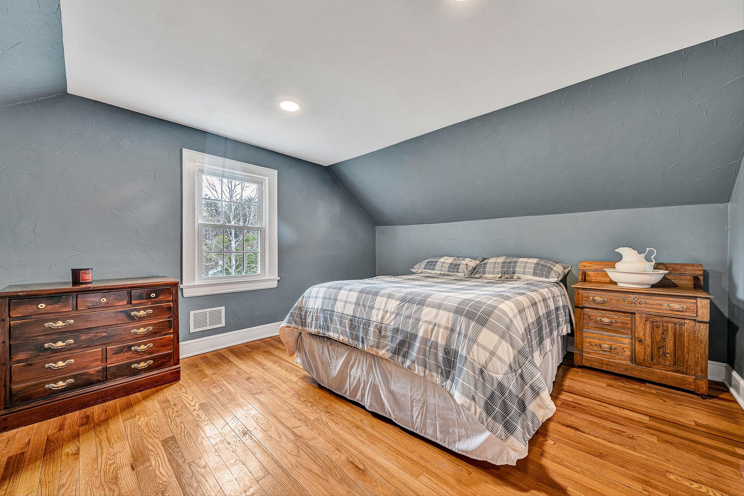 6923 Old Mill Road Roanoke, VA 24018 - Photo 18 of 35 28-VM-01710