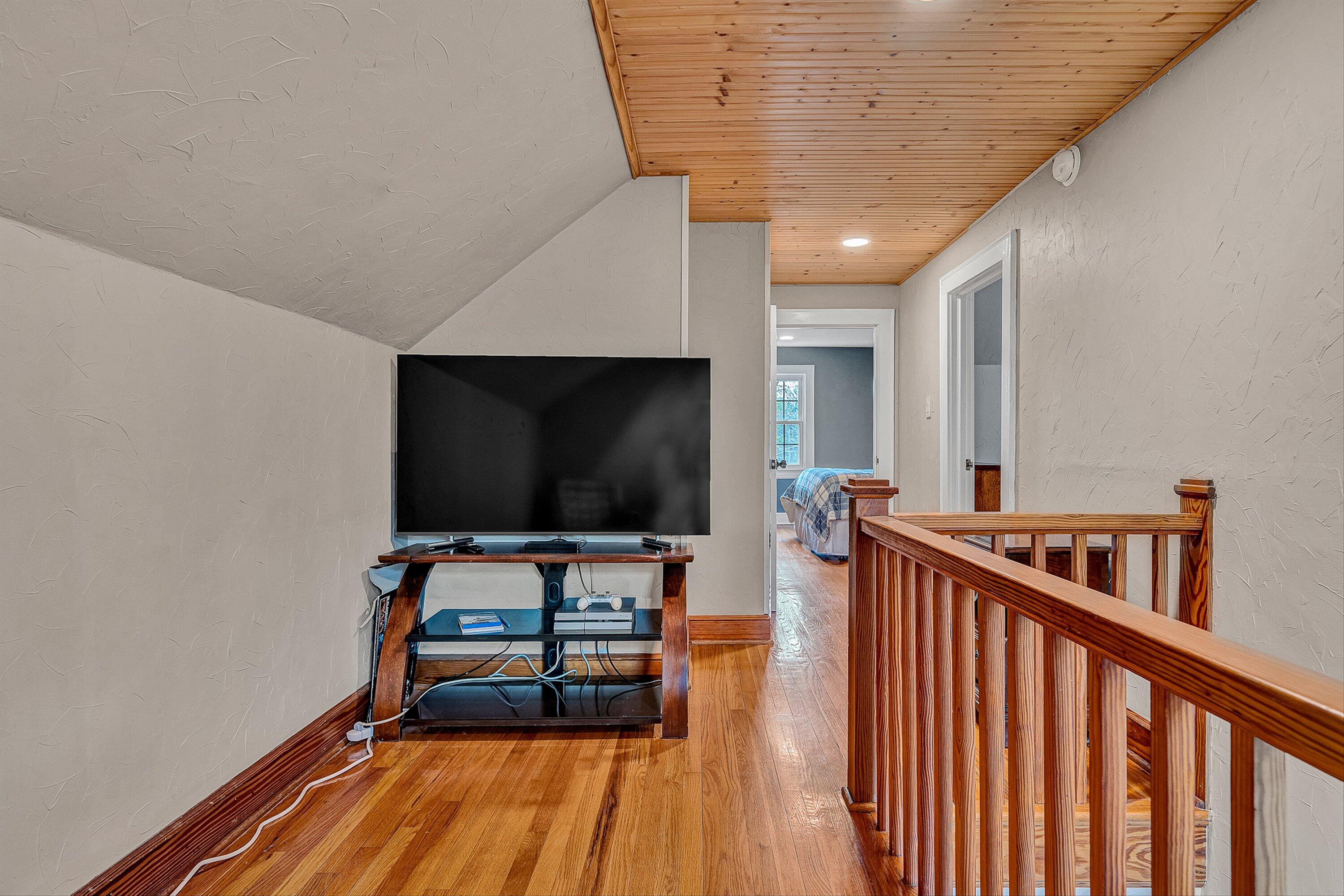 6923 Old Mill Road Roanoke, VA 24018 - Photo 21 of 35 26-VM-01704