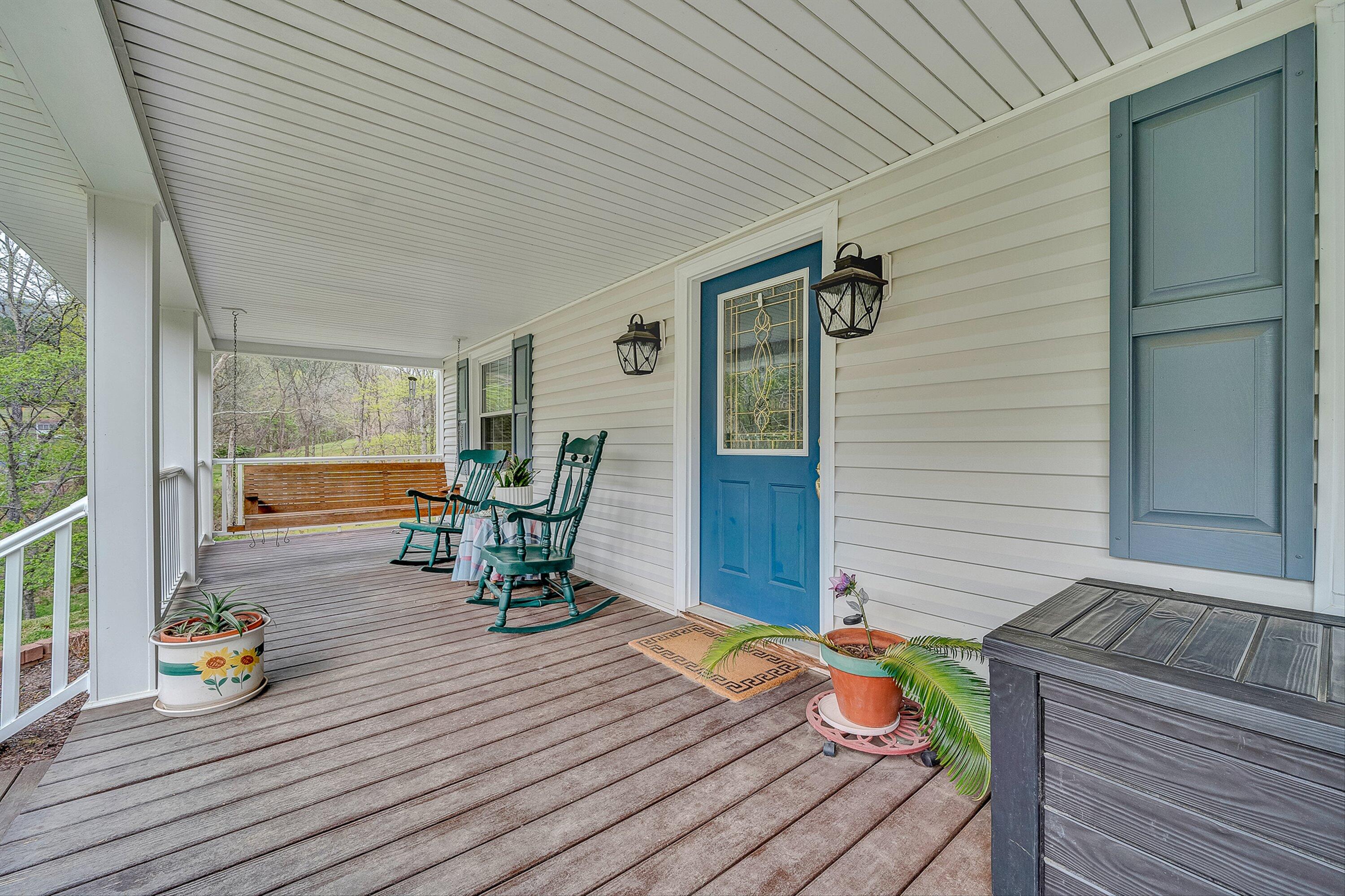 6923 Old Mill Road Roanoke, VA 24018 - Photo 4 of 35 04-VM-01644