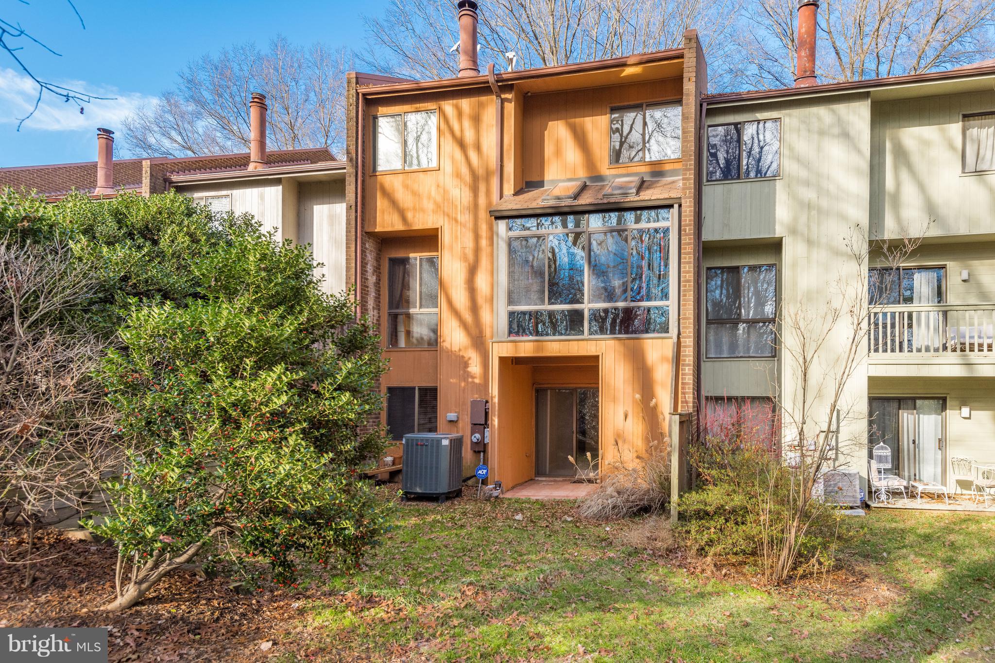 1754 Wainwright Drive Reston, VA 20190 - Photo 21 of 23 Exterior