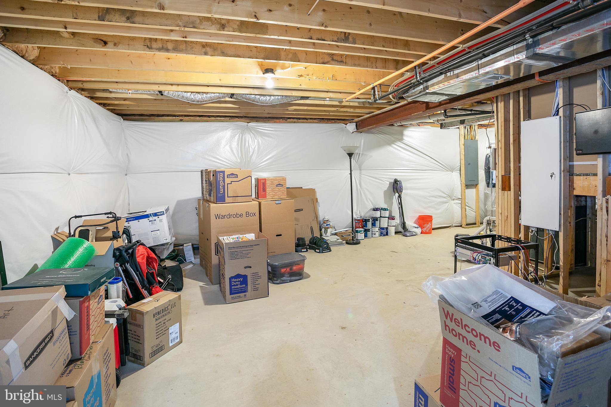 10576 Long Leaf Lane Waldorf, MD 20603 - Photo 34 of 54 HUGE area for storage in LL