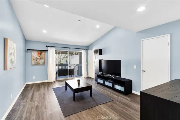 $499,000 | 23278 Orange, Unit 8, Lake Forest, CA 92630