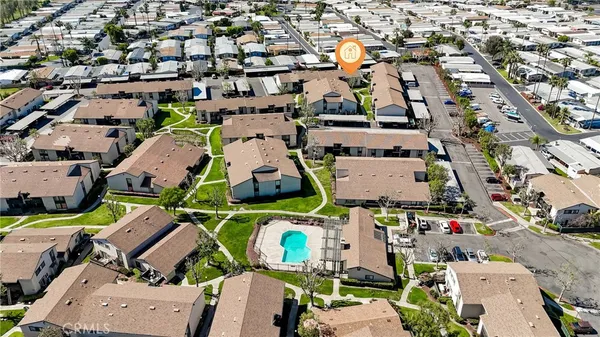 $499,000 | 23278 Orange, Unit 8, Lake Forest, CA 92630