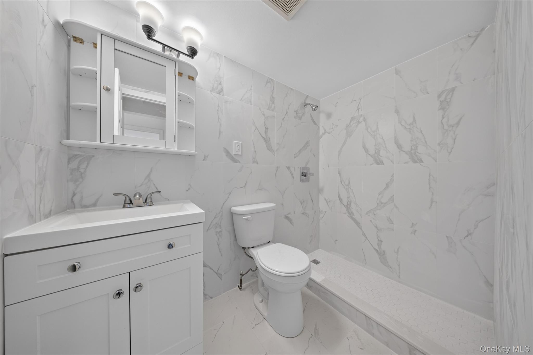 42-11 108th Street Queens, NY 11368 - Photo 6 of 12