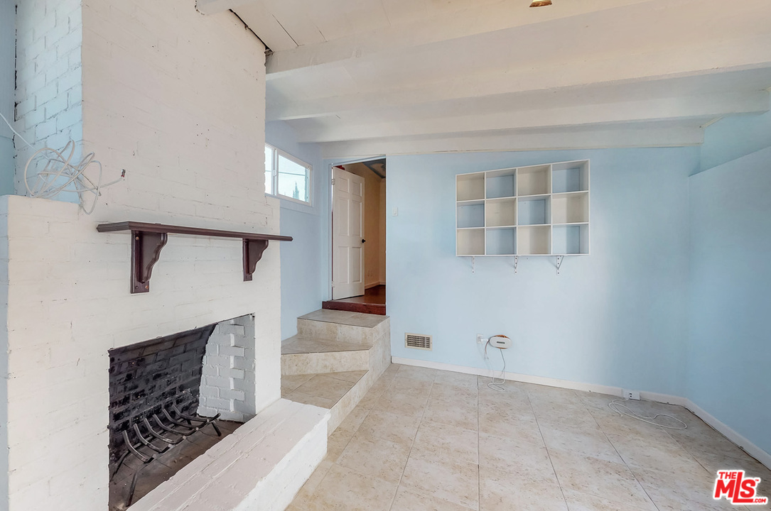 4357 Pennsylvania Avenue Glendale, CA 91214 - Photo 14 of 18