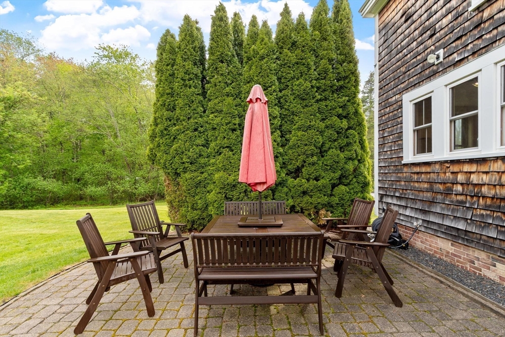 27 True Road, Unit 2 Salisbury, MA 01952 - Photo 5 of 39