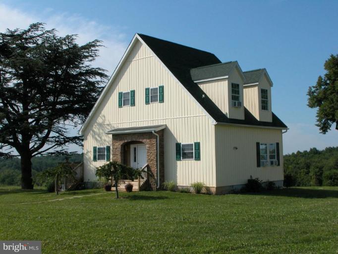 14025 Old Hanover Road Reisterstown, MD 21136 - Photo 3 of 18 Guest House