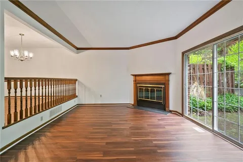 $339,900 | 1004 River Oaks Drive, Pittsburgh, PA 15215