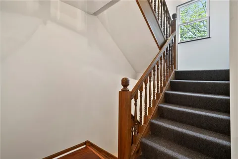$339,900 | 1004 River Oaks Drive, Pittsburgh, PA 15215