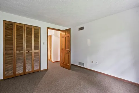$339,900 | 1004 River Oaks Drive, Pittsburgh, PA 15215