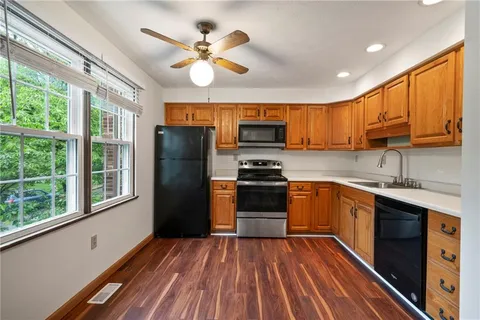$339,900 | 1004 River Oaks Drive, Pittsburgh, PA 15215
