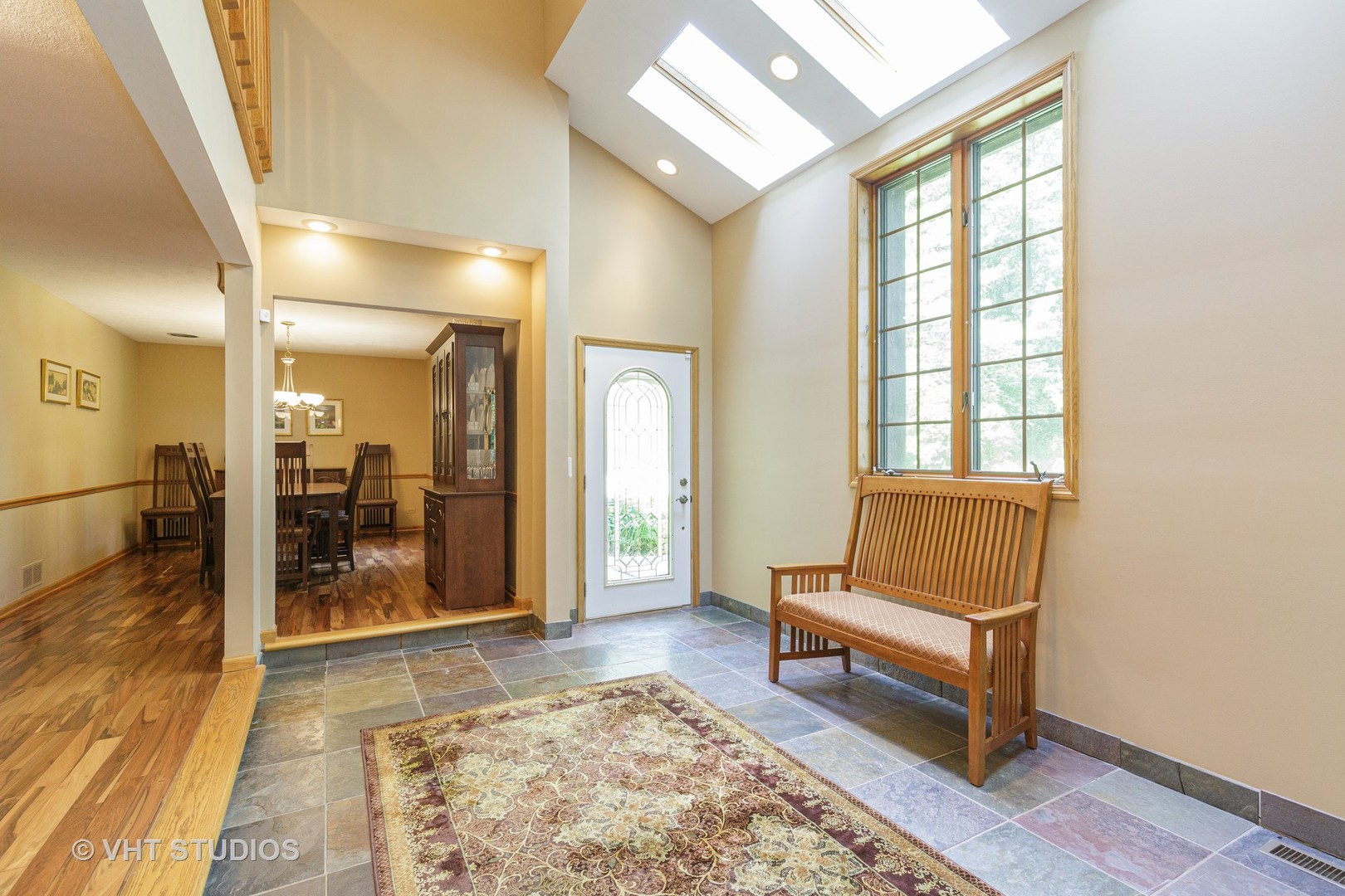 11-n072 Johnstoun Road Elgin, IL 60124 - Photo 3 of 35