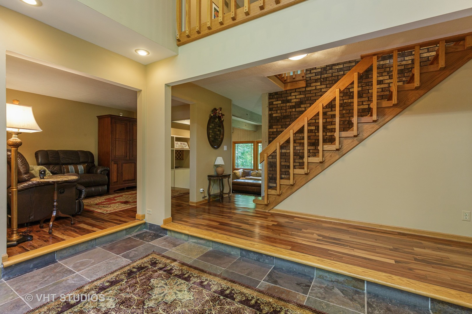 11-n072 Johnstoun Road Elgin, IL 60124 - Photo 4 of 35