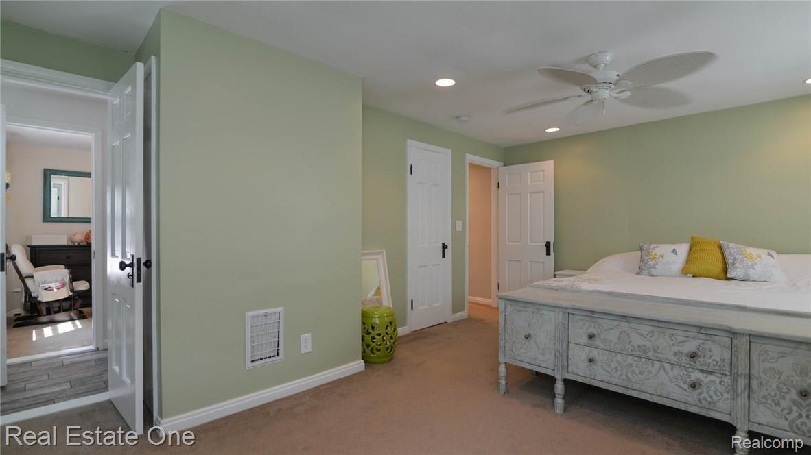 141 Riddle Street Howell, MI 48843 - Photo 21 of 46 aug_9907.jpg