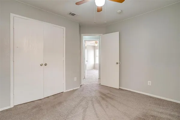 $2,300 | 927 Simon Drive, Cedar Hill, TX 75104