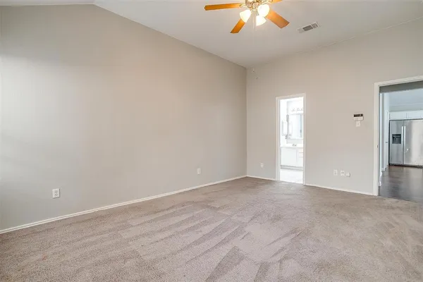 $2,300 | 927 Simon Drive, Cedar Hill, TX 75104
