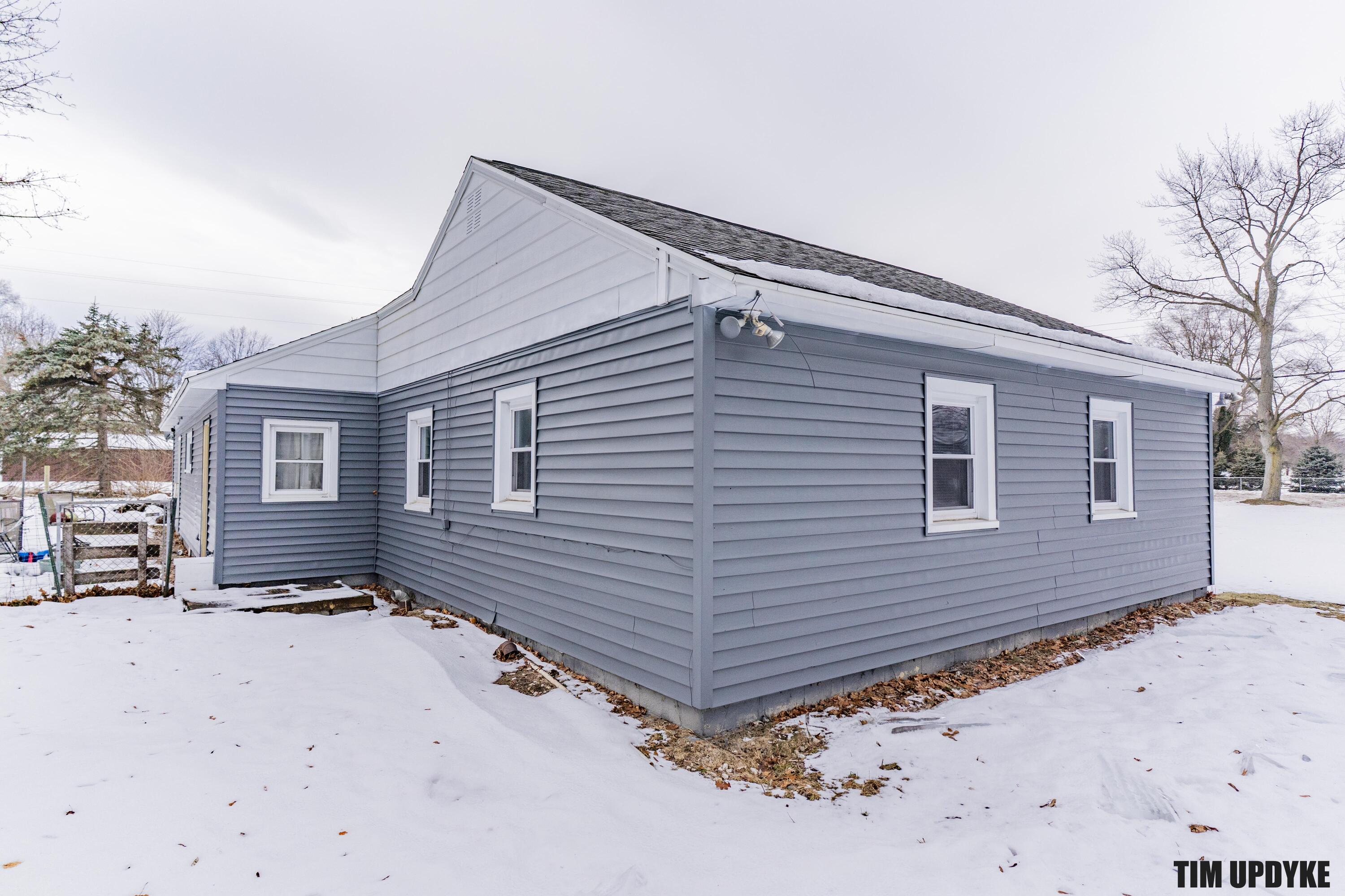 4015 Heights Ravenna Road Fruitport, MI 49415 - Photo 26 of 30 DSC05632