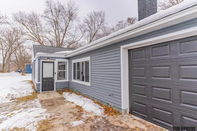 $209,900 | 4015 Heights Ravenna Road, Fruitport, MI 49415